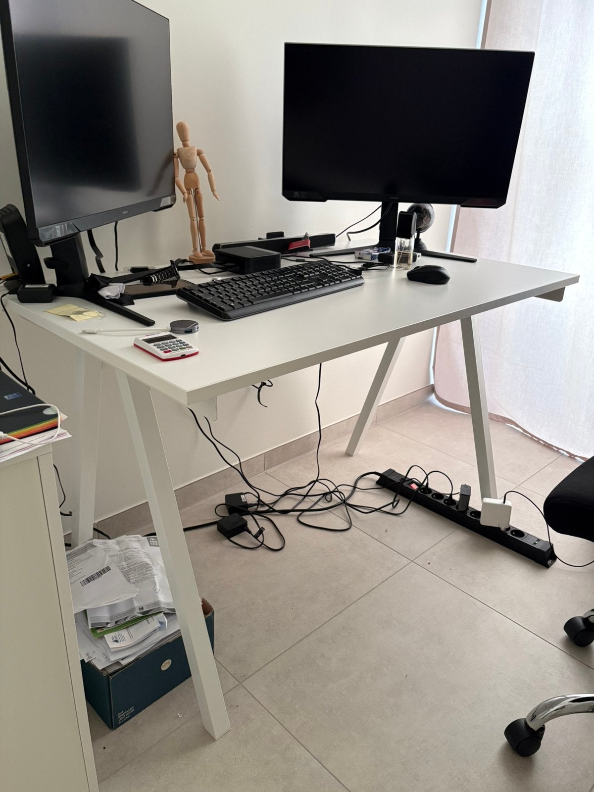 Bureau IKEA (chaise disponible), Maison & Meubles, Enlèvement, Comme neuf, IKEA