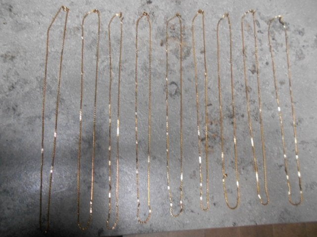 Colliers longs dorés et dorés/9 pièces pour 5 euros, Bijoux, Sacs & Beauté, Colliers, Enlèvement ou Envoi, Neuf, Or