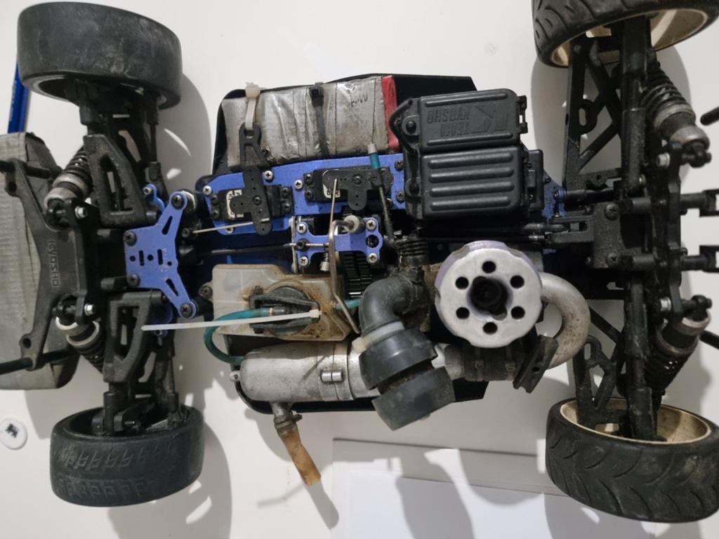 Kyosho Inferno GT, Hobby & Loisirs créatifs