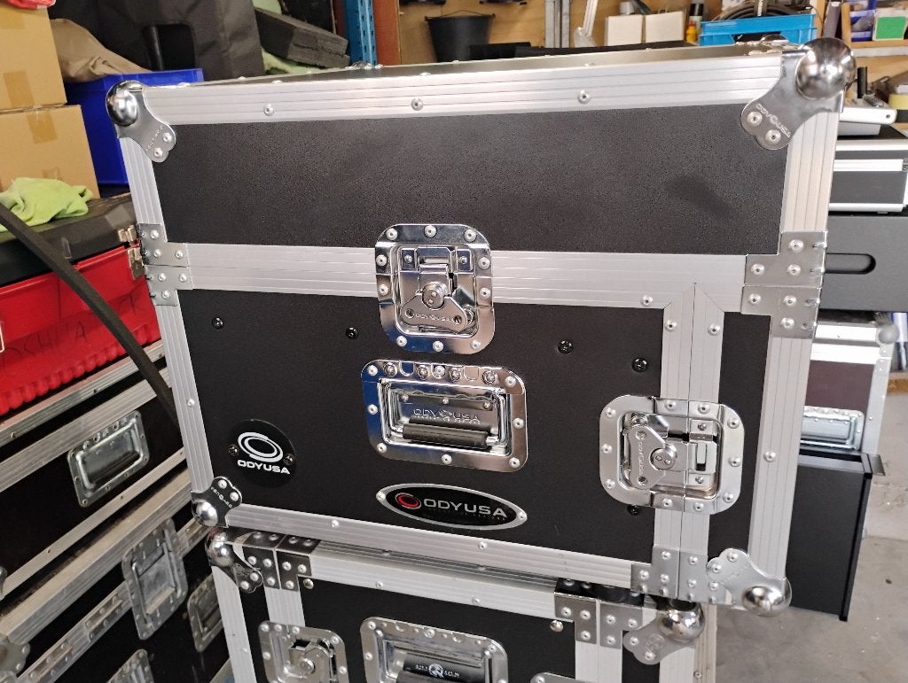 FLIGHTCASE L-RACK 6U /10U, Muziek en Instrumenten, Behuizingen en Koffers, Ophalen, Zo goed als nieuw, Flightcase