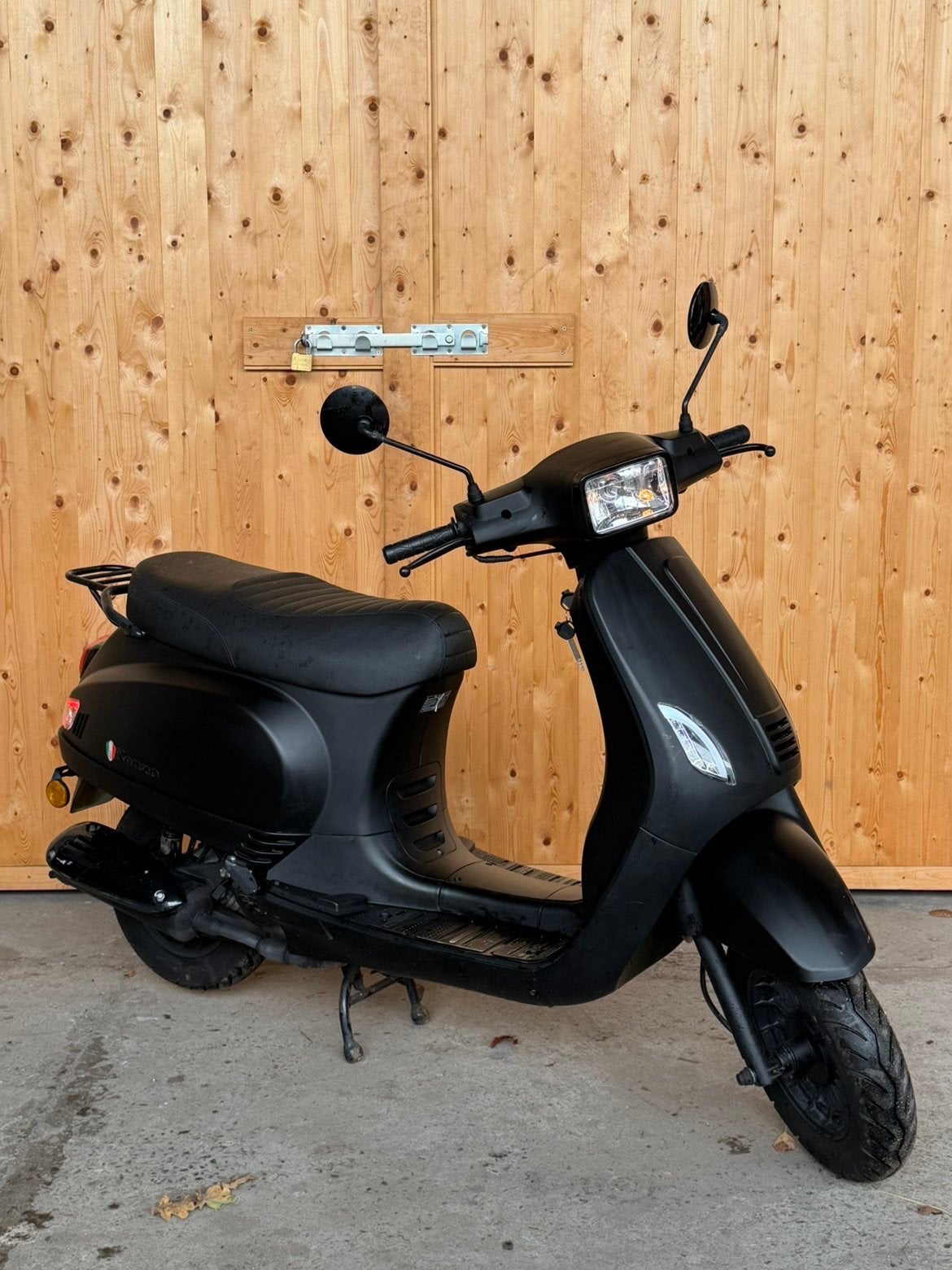 Senzo Rivalux S Brommer/Scooter A Klasse, Klasse A (25 km/u), Ophalen of Verzenden, Zo goed als nieuw, Benzine