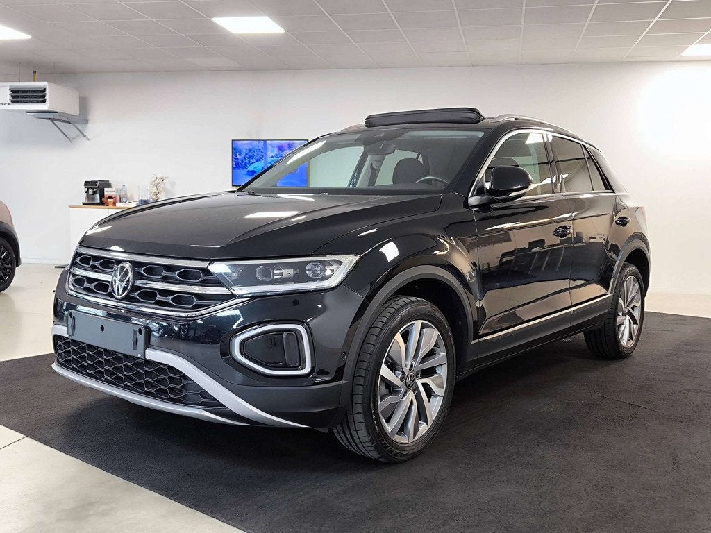 Volkswagen T-Roc T-Roc 1.0 TSI Style / Panodak / Camera / Al, Auto's, Voorwielaandrijving, https://public.car-pass.be/vhr/59691bda-a5ba-4b55-844e-48dfceecad90