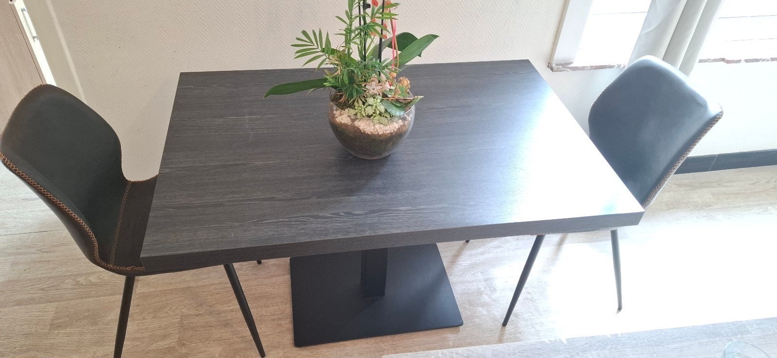 Tafel met  Stulen, Ophalen of Verzenden