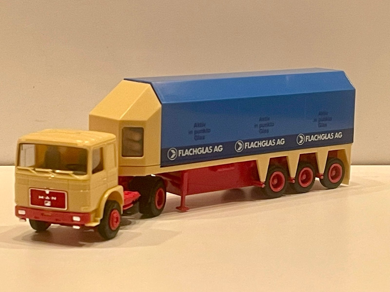 Herpa MAN F8 Flachglas 1/87, Ophalen of Verzenden, Zo goed als nieuw, Bus of Vrachtwagen, Herpa