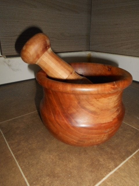 Grote houten vijzel, Ophalen of Verzenden, Hout
