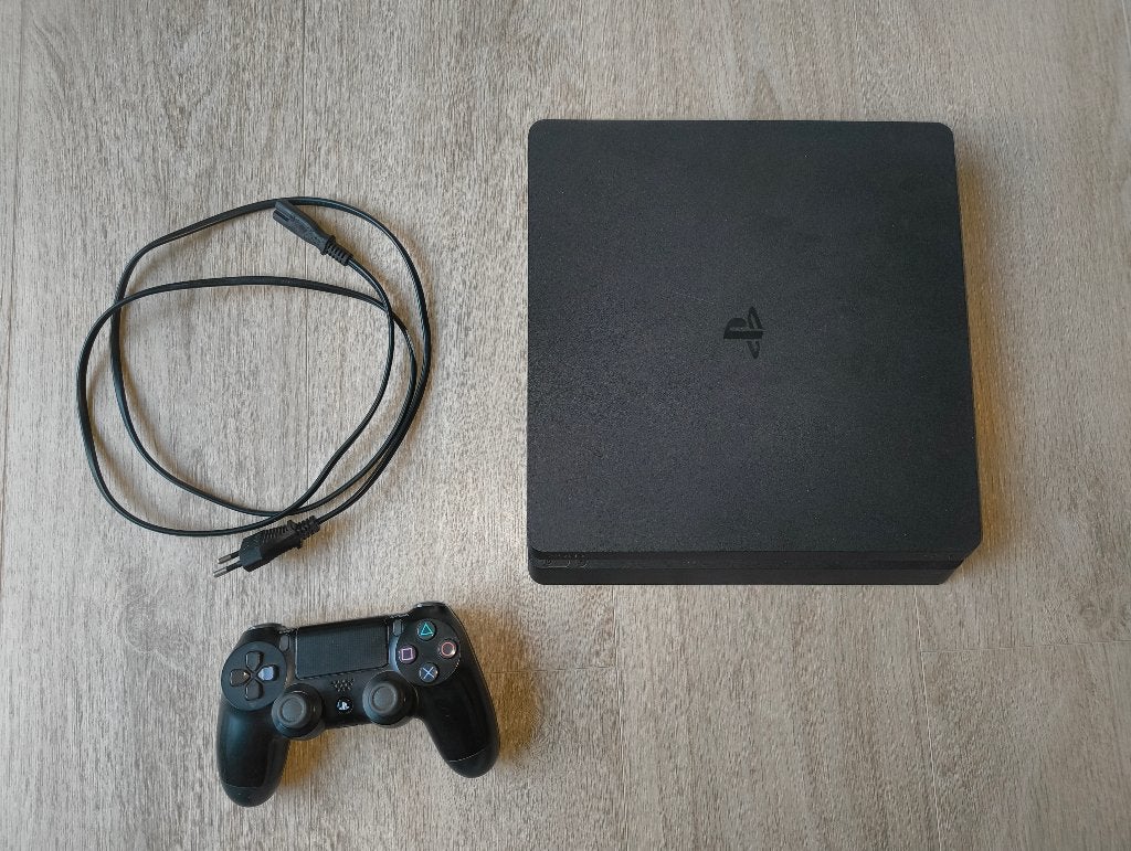 Playstation 4 slim 1Tb + controler, Enlèvement ou Envoi, Avec 1 manette, Utilisé, 1 TB