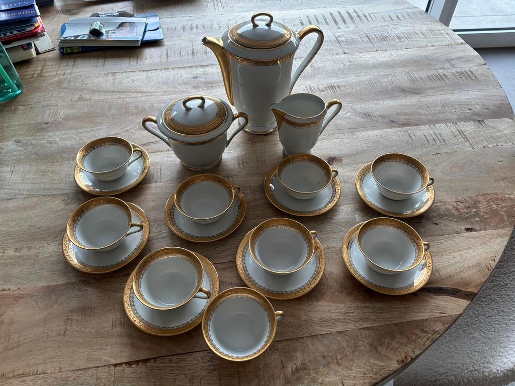 Limoges - Wit porselein met gouden afwerking - Koffieset, Ophalen