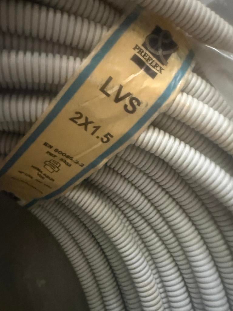 Perflex lvs 2x1.5. Rol 100 meter, Doe-het-zelf en Bouw, Elektriciteit en Kabels, Ophalen, Zo goed als nieuw