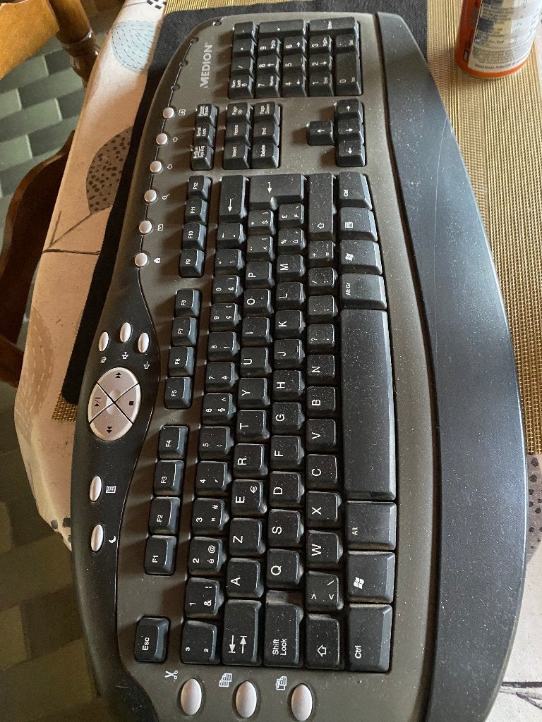 TOETSENBORD OP BATTERIJ, Ophalen, Zo goed als nieuw