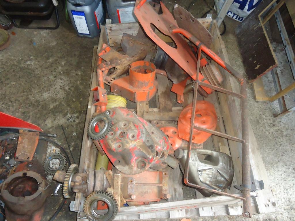 pièces diverses pour kuhn, Articles professionnels, Enlèvement, Utilisé