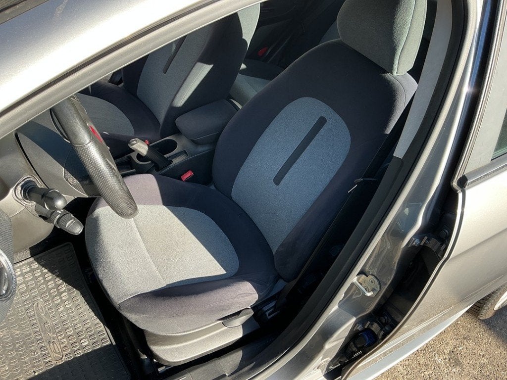 STOEL LINKS VOOR Fiat Bravo (198A) (01-2006/12-2014), FCA Germany GmbH, Gebruikt, IPC D1-09 Bahnhofsplatz
65423  Rüsselsheim am Main, DE