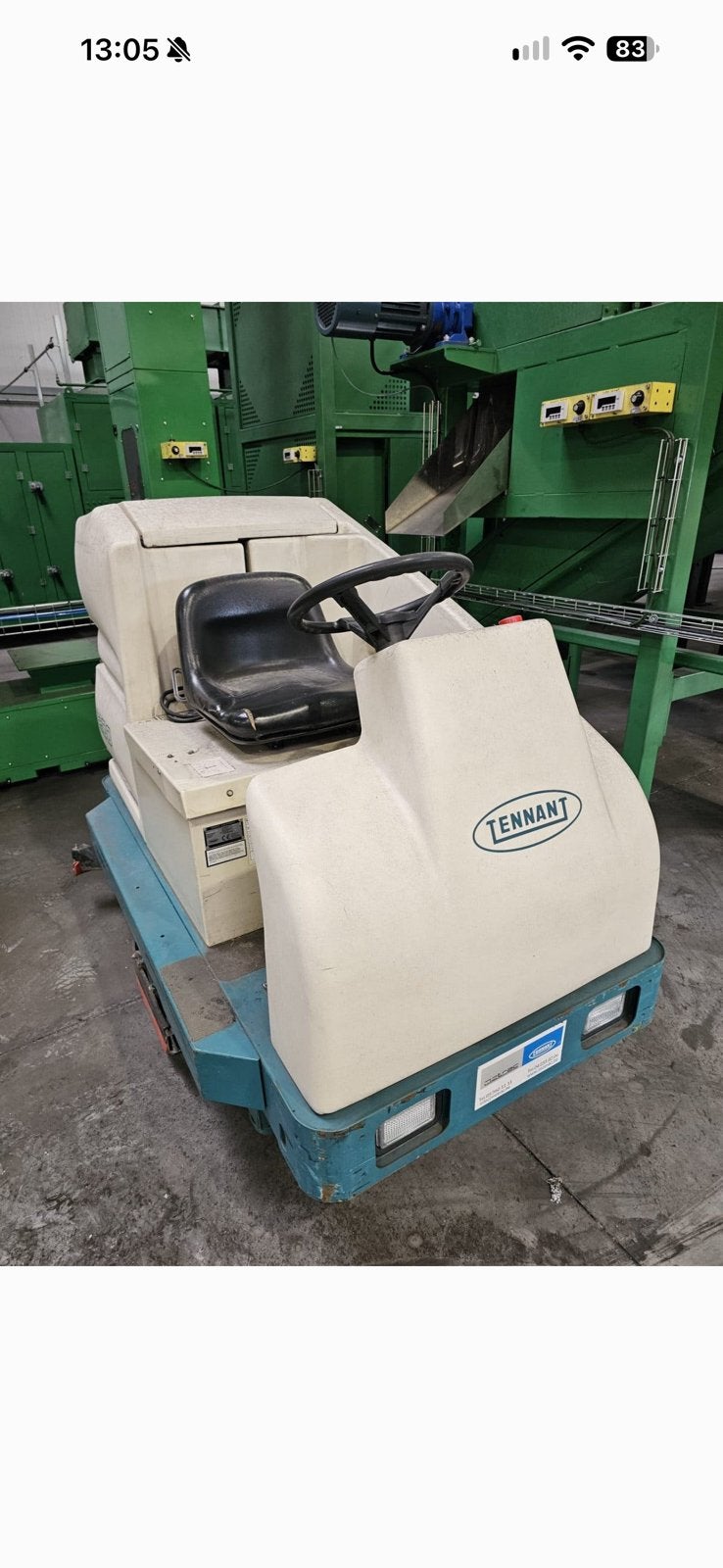 Tennant 7200 industriële zit-schrobzuigmachine, Doe-het-zelf en Bouw, Ophalen, Zo goed als nieuw