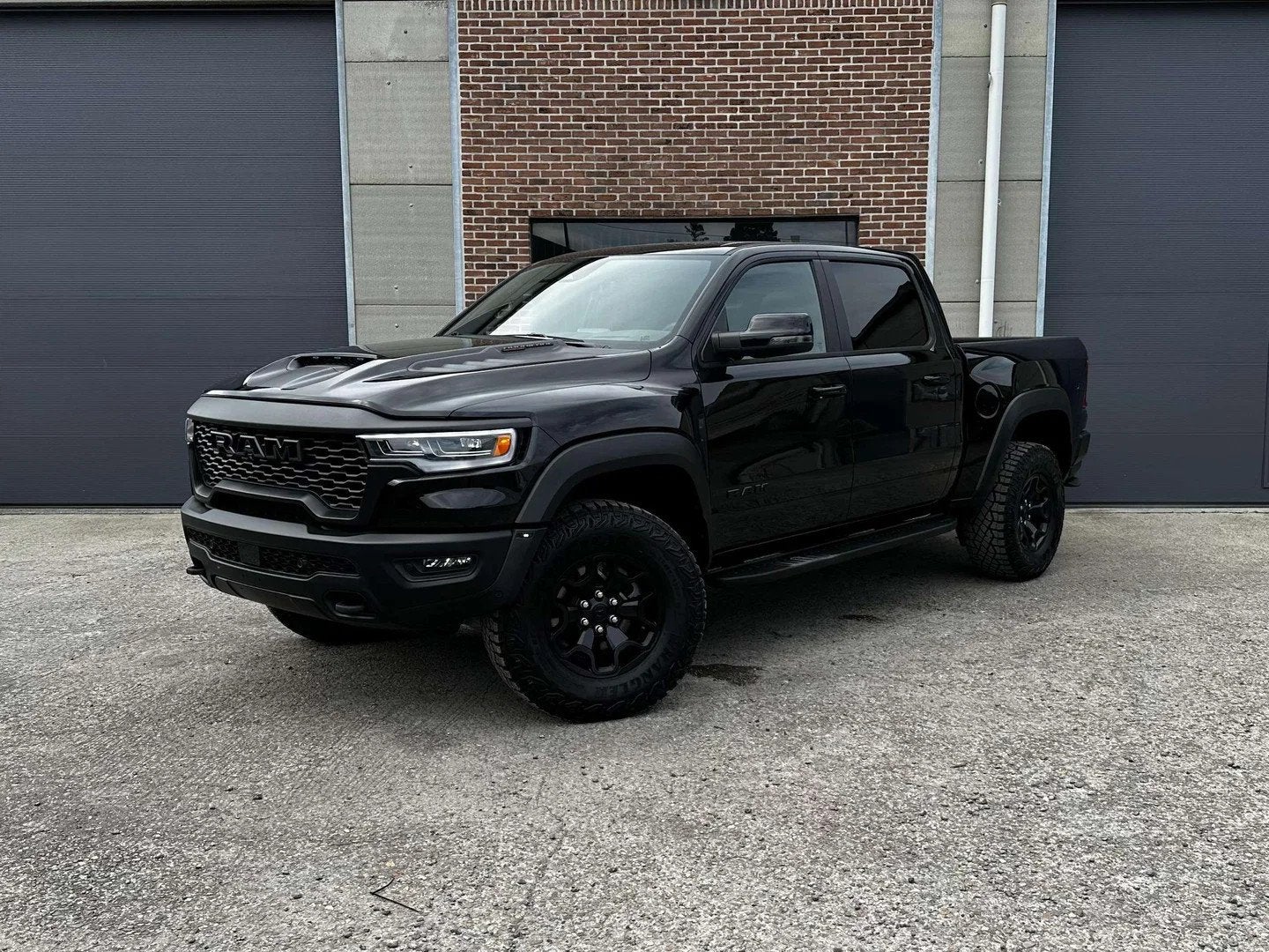 Dodge Ram RHO €96.900,- excl btw. (automaat), Auto's, Dodge, Automaat, 548 pk, 403 kW, Zwart