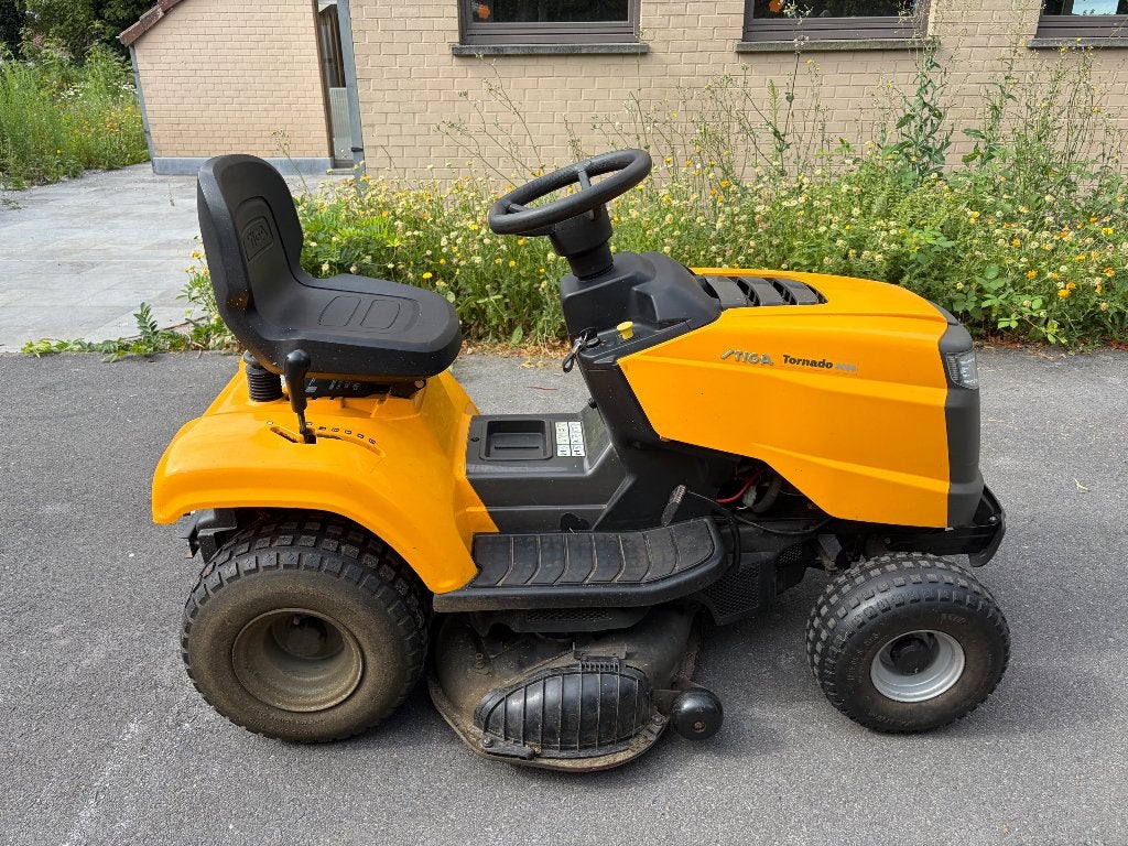 Zitmaaier Stiga tornado 3098, Ophalen, Gebruikt, Stiga, 90 tot 120 cm