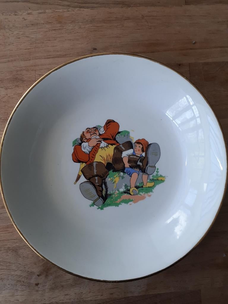 Porseleinen bord, Enlèvement