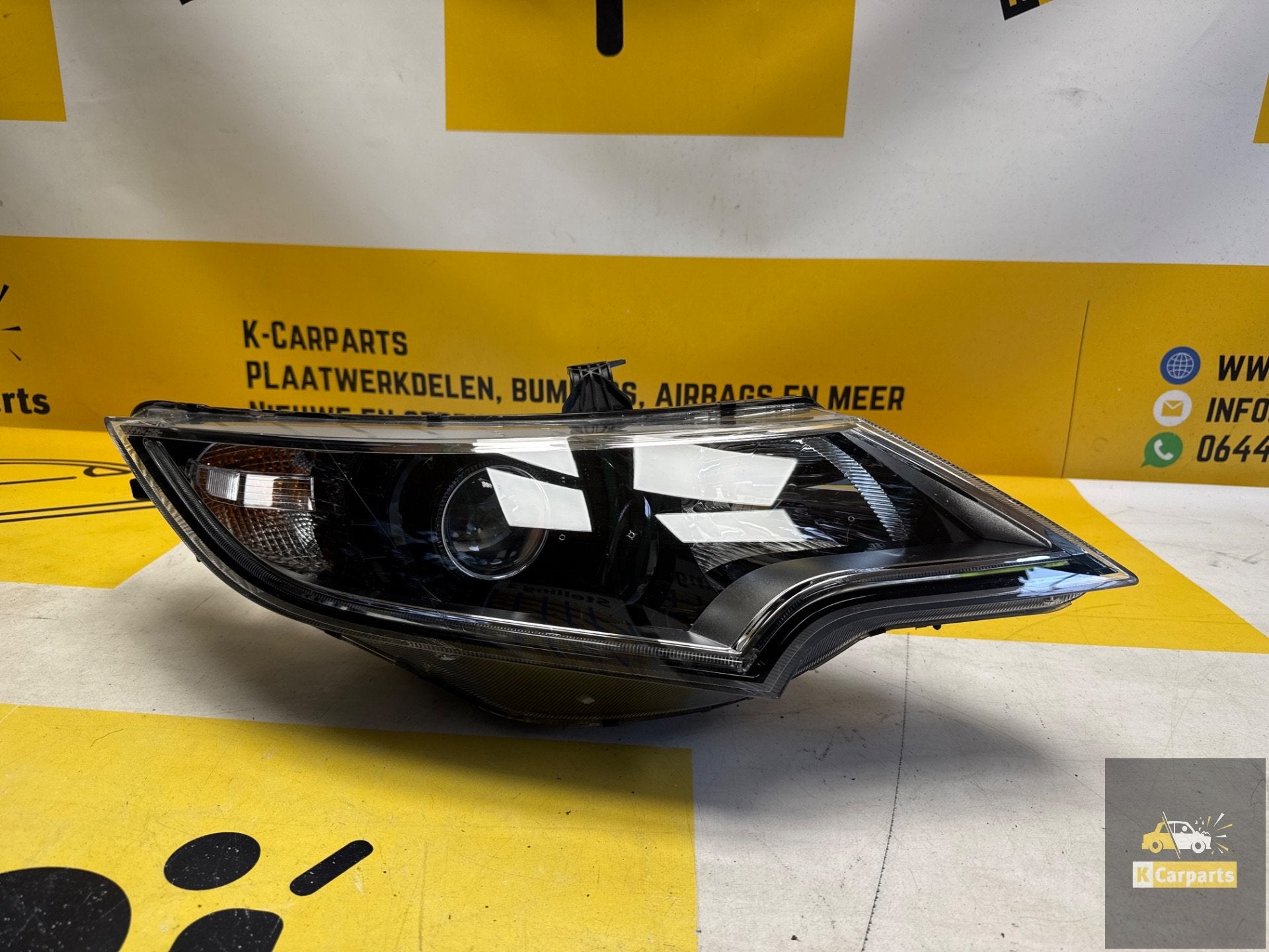 LED Koplamp Rechts Honda Civic ORIGINEEL 33100-TV0-G51, Fabrikantstraat 1
1000 AA  Amsterdam, NL, Info@fabrikant.eu, Honda, Fabrikant BV