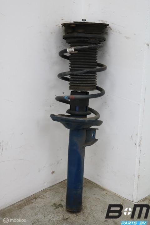 Schokbreker voorzijde kan L en R VW Golf 7 5Q0413023FH, Utilisé