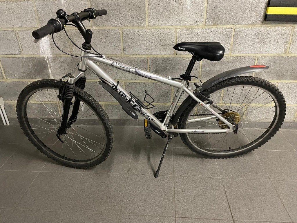 Jongensfiets 26", Fietsen en Brommers, Gebruikt, Velgrem, Matrix, Handrem