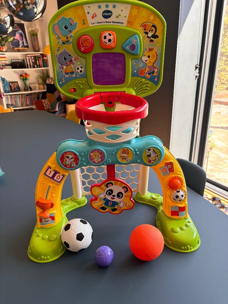 Jeu de football et de banquet V Tech, Enlèvement, Comme neuf, 2 à 4 ans