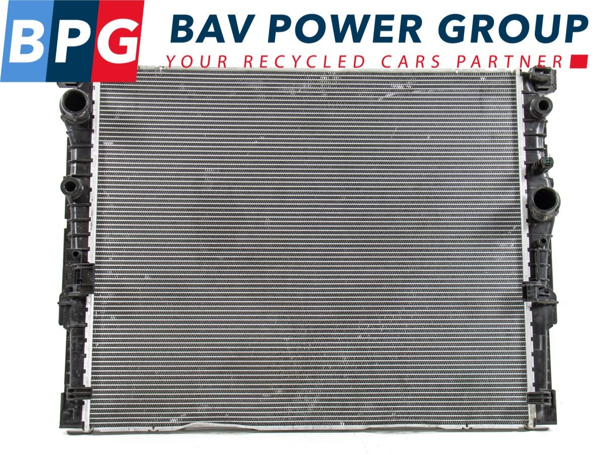 RADIATEUR BMW 5 serie (G30) (01-2016/06-2023) (17112436960), Gebruikt, BMW, Petuelring 130
80809  München, DE, Bayerische Motoren Werke AG
