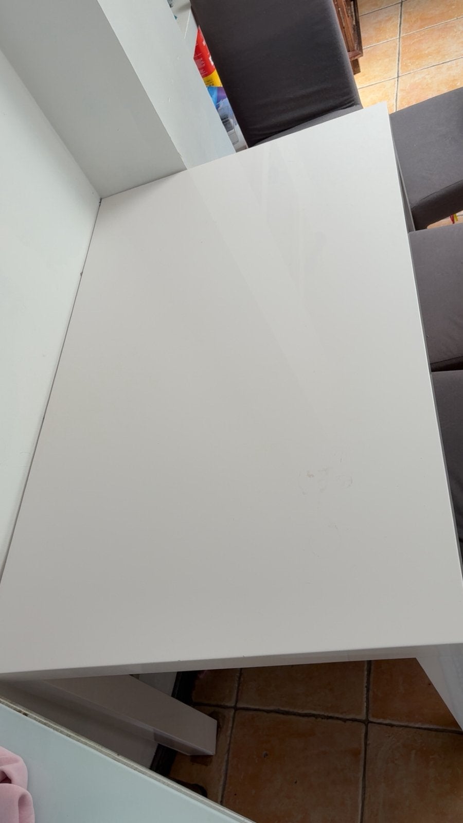Witte tafel met 5 stoelen, Ophalen, Zo goed als nieuw