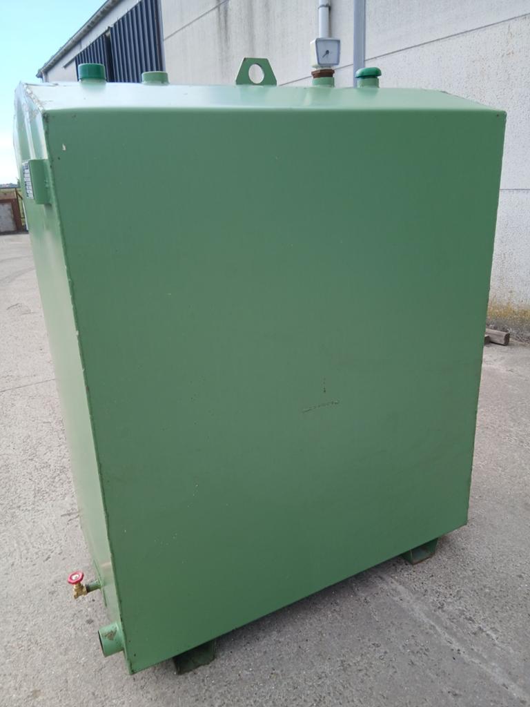 Réservoir masalt de 1200 l à double paroi avec bec inférieur, Enlèvement, Comme neuf, 60 à 150 cm, 80 cm ou plus