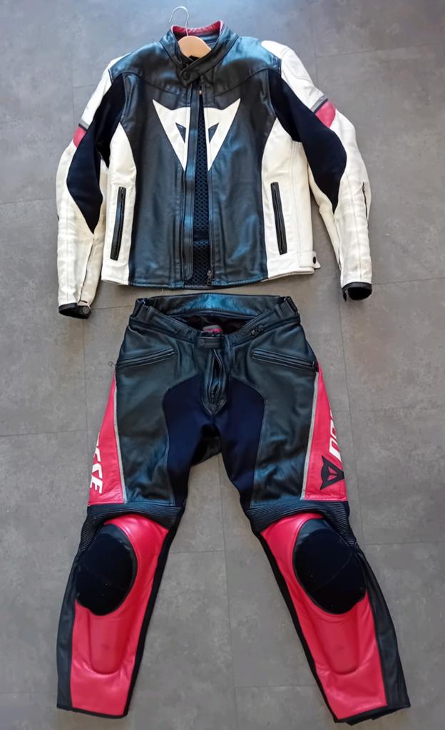 Dainese motorvest motorjas motorbroek motorpak maat 52, Motoren, Ophalen