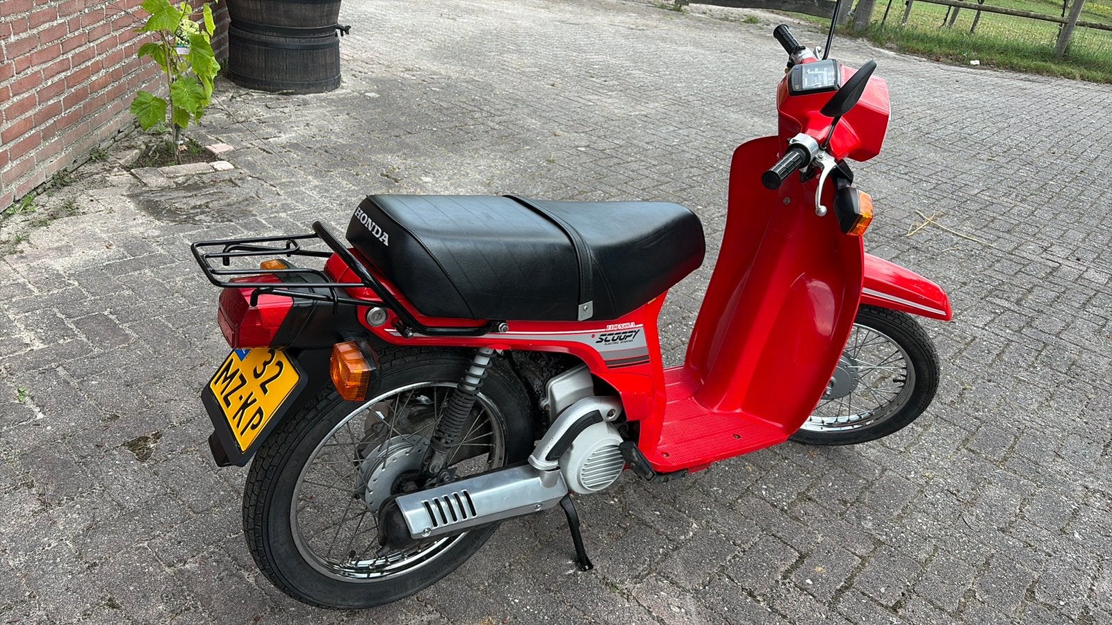 Honda Scoopy SH 75 en Vision Met in B klasse Rijklaar In NL, Vélos & Vélomoteurs, Comme neuf, Classe B (45 km/h), Enlèvement