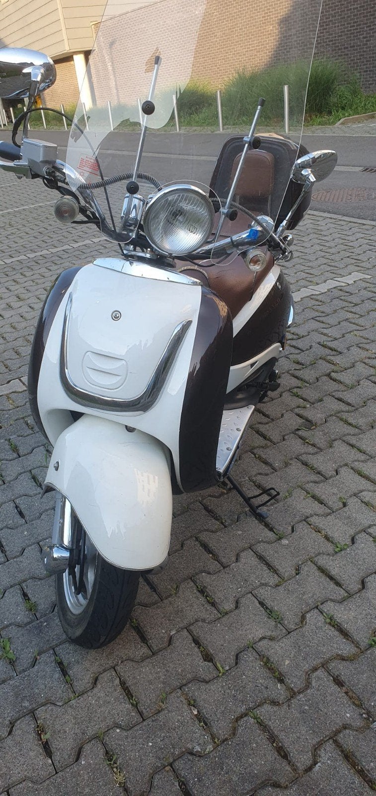 À vendre scooter classe B, Vélos & Vélomoteurs, Vélomoteurs & Scooters bridés, Enlèvement ou Envoi, Utilisé, Essence, SYM