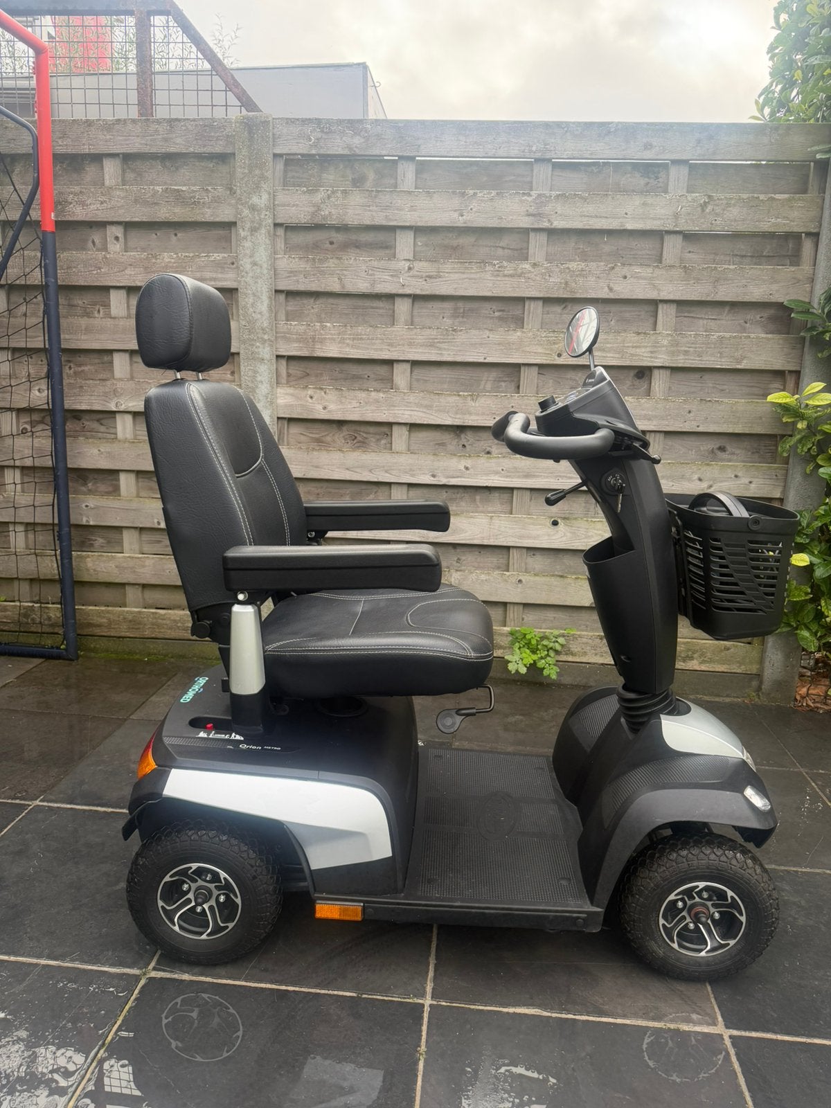 Trottinette électrique pour personnes handicapées Invacare, Enlèvement ou Envoi, Pliant, Comme neuf, Fauteuil roulant électrique