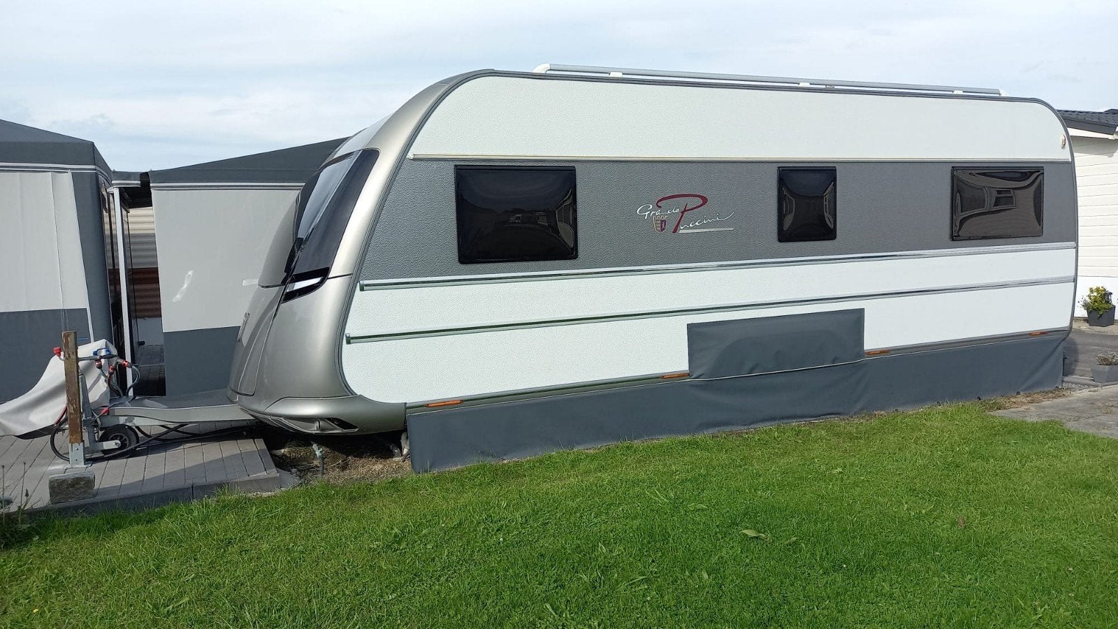 Belle caravane TABBERT GRANDE PUCCINI, Tabbert, Particulier, Banquette en rond, 8 mètres et plus