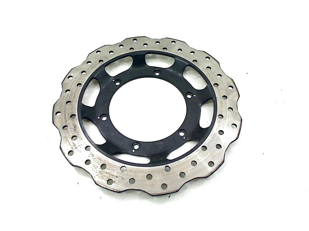 REMSCHIJF VOOR Benelli BN125 2023 (01-2023/-), Dhr. S. di Majo, Gebruikt, Info@cama-motorparts.nl, P.J. Troelstraweg 8 8
3144 CX  MAASSLUIS, NL