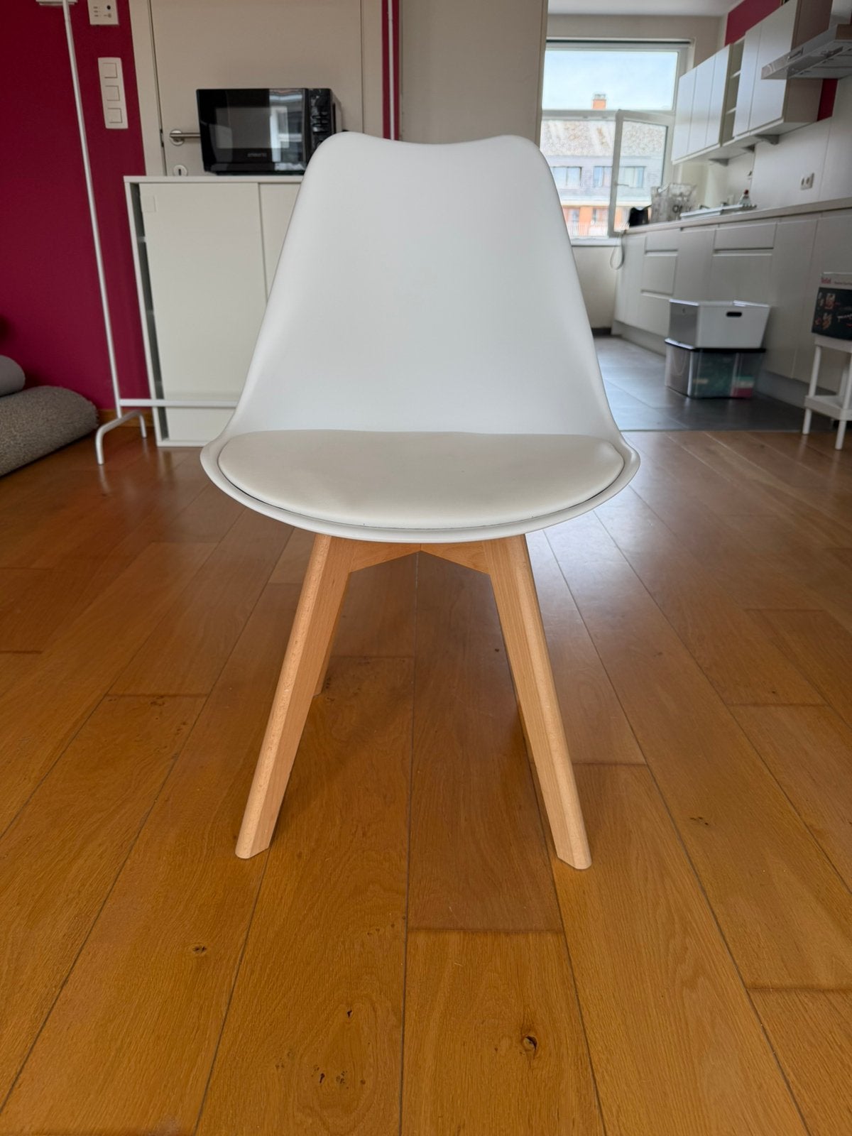 5Chaises blanches Lisa, Maison & Meubles, Lisa, Enlèvement, Blanc, Cinq, Six Chaises ou plus