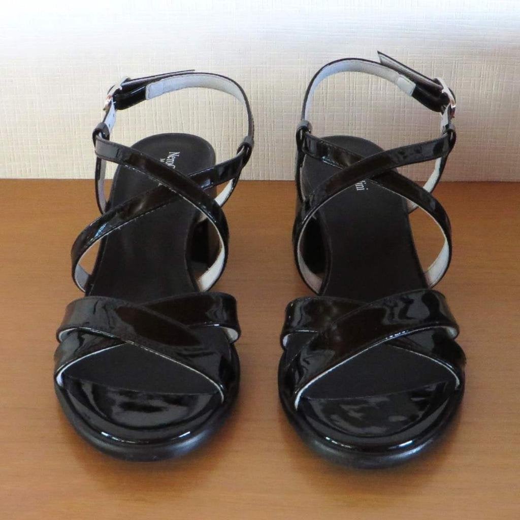 Nero Giardini sandalen zwart lakleer, maat 35, Neuf, Enlèvement ou Envoi, Nero giardini, Noir