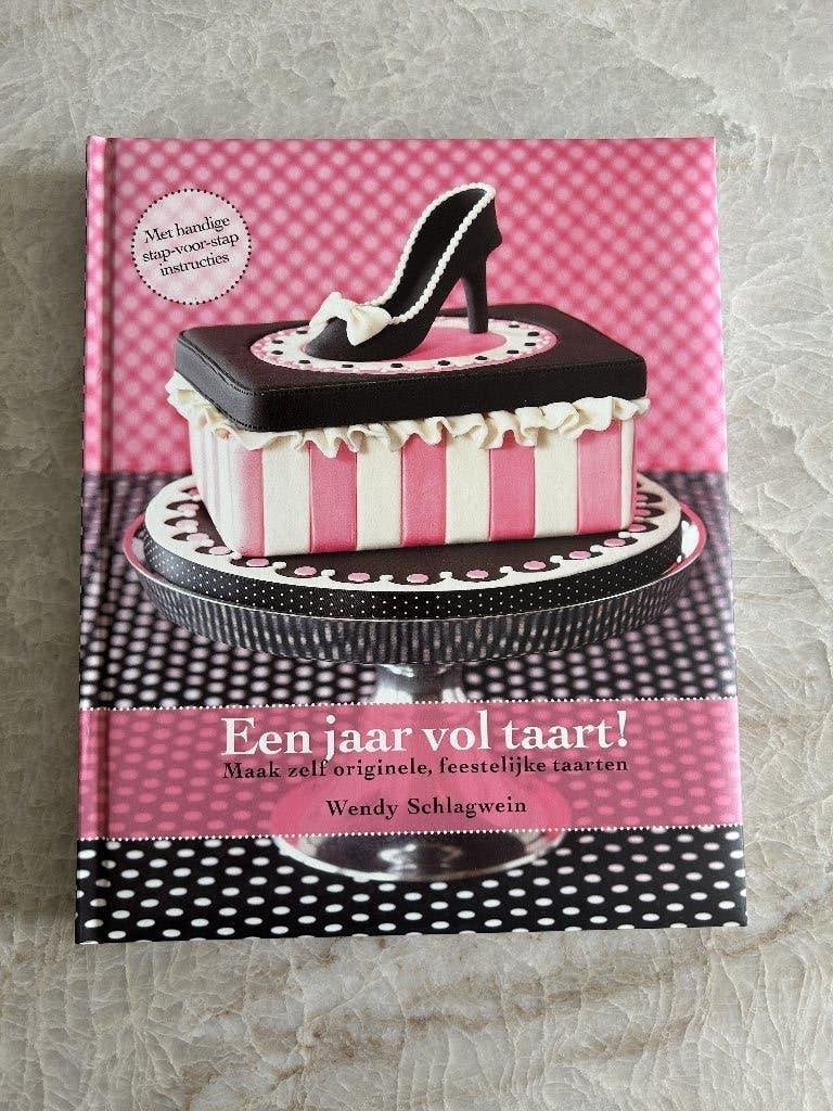 Bakboek - Een jaar vol taart, Boeken, Ophalen, Zo goed als nieuw, Wendy Schlagwein, Overige onderwerpen