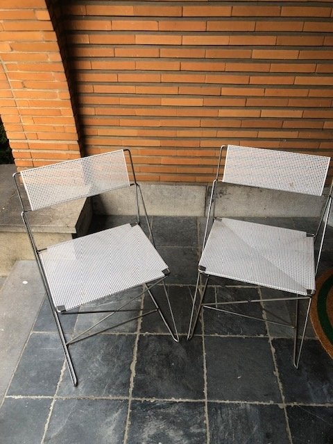 2 leuke deense stoelen in metaal, Huis en Inrichting, Stoelen, Ophalen, Zo goed als nieuw, Metaal
