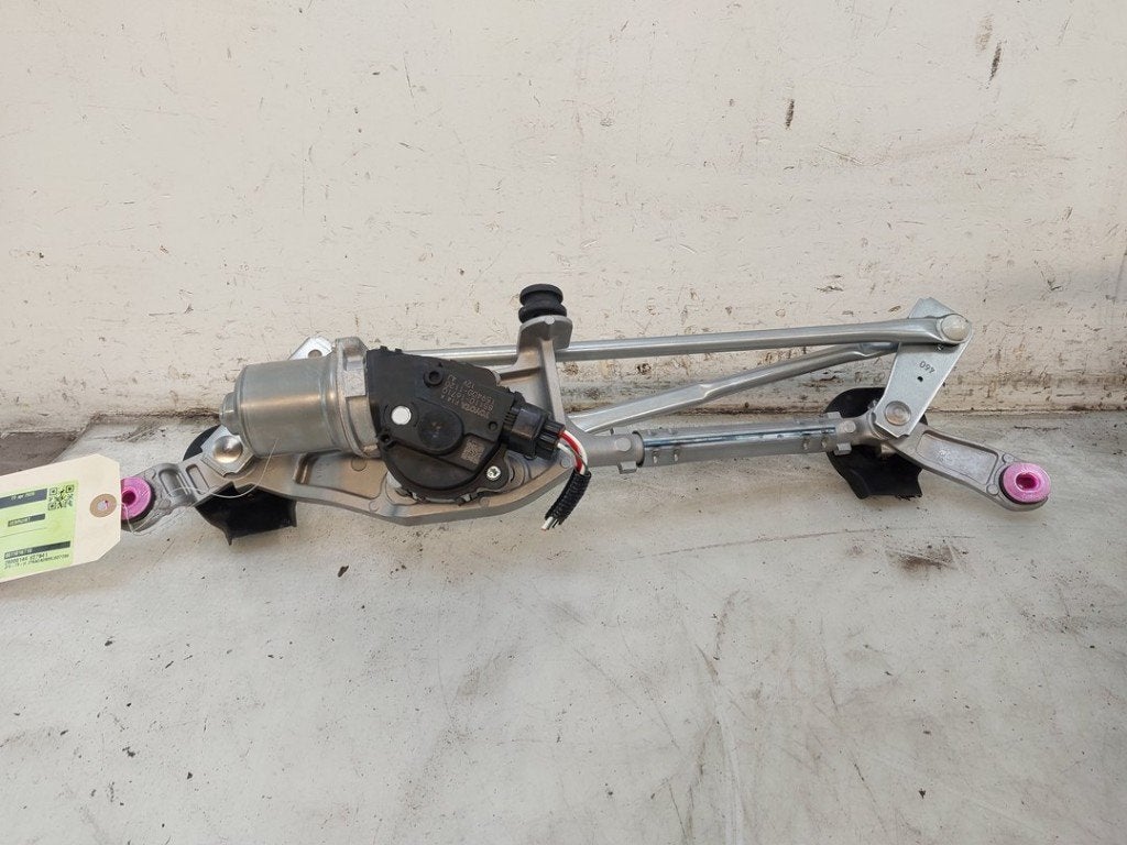 RUITENWISSER MECH + MOTOR Toyota Corolla Cross (01-2020/-), Gebruikt, Kundenbetreuung@toyota.de, Toyota, Toyota-Allee 2
50858  Köln, DE