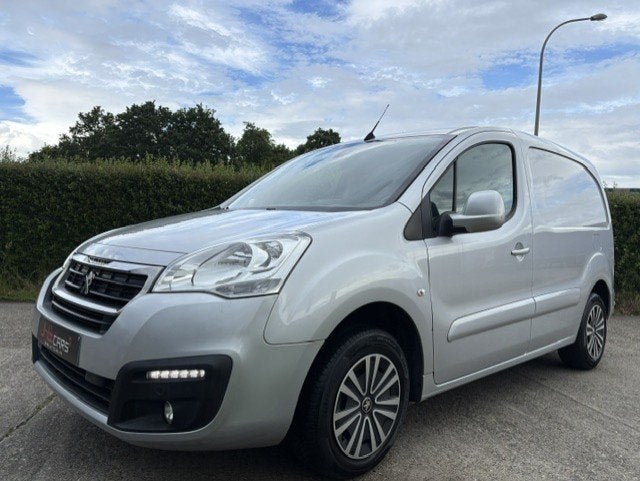 Partner AUTOMAAT*2/2018*73000KM! AIRCO/GPS/3ZIT/CAMERA/FULL, 4 cilinders, Bedrijf, Diesel, 5 deurs