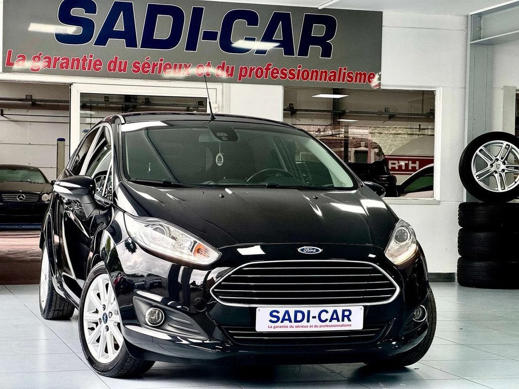 Ford Fiesta 1.0i 80cv Titanium - 5 PORTES, Autos, Ford, 80 ch, Achat, 998 cm³, Euro 6