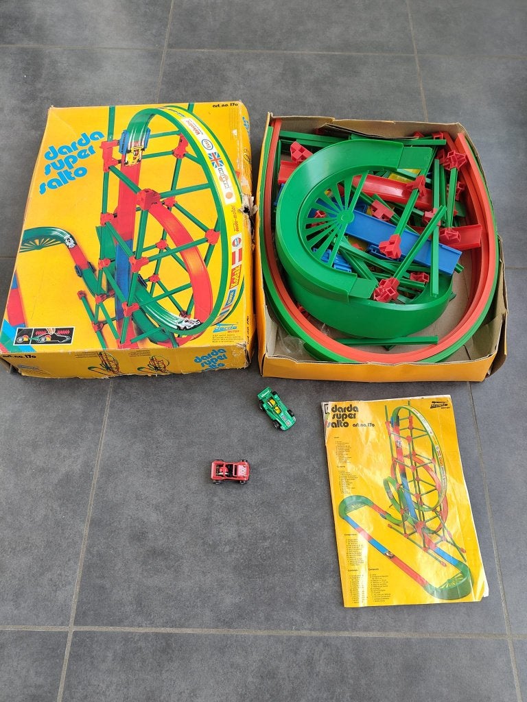 Darda Super Salto Racebaan, Enfants & Bébés, Jouets | Circuits, Autres marques, Mécanique à remonter, Enlèvement, Avec looping