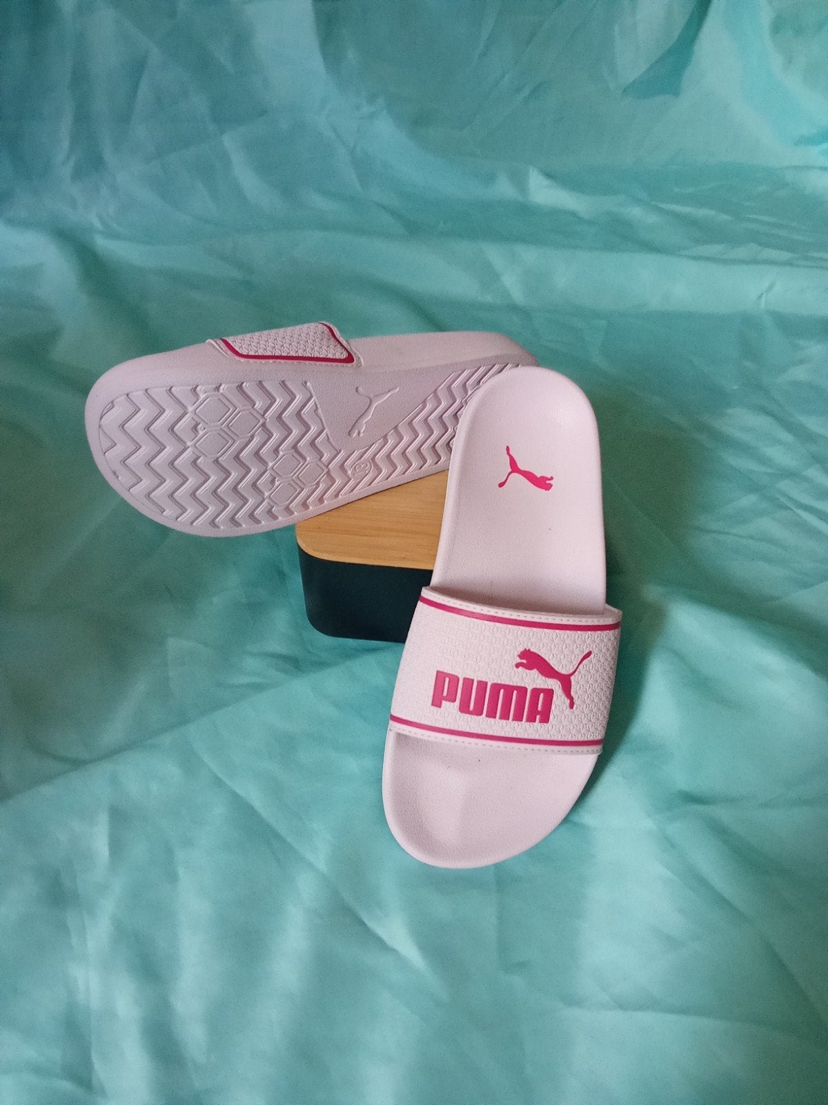 Slippers Adidas pink maat 31, Ophalen