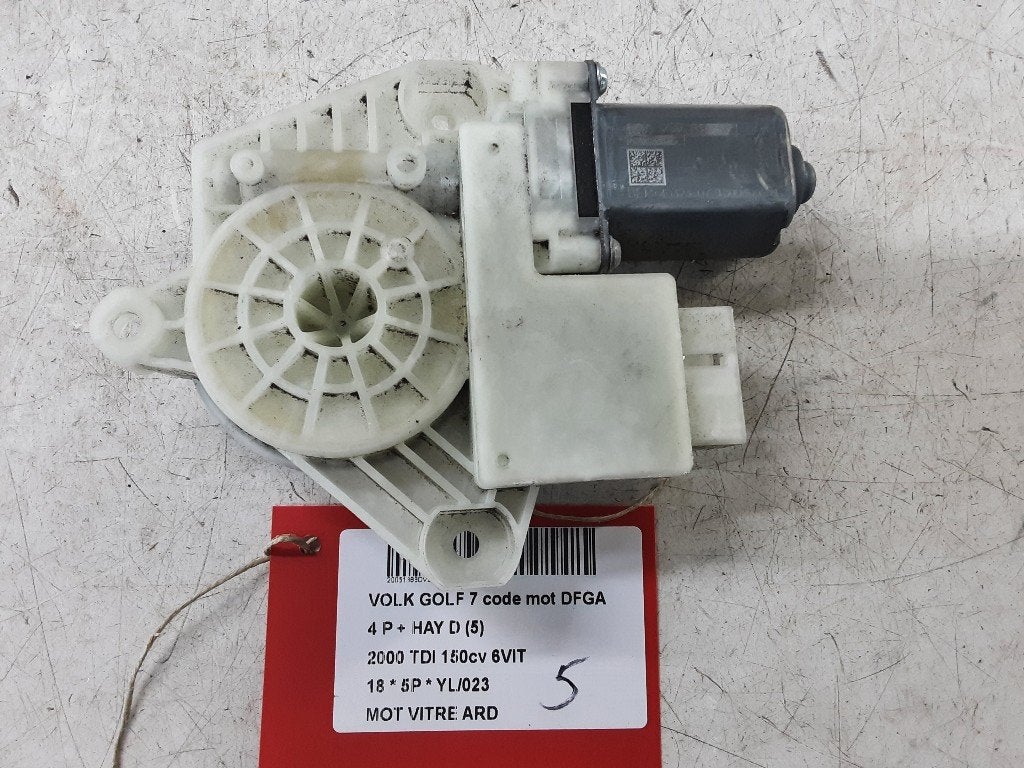 MOTEUR LEVE VITRE ELECTRIQUE ARRIÈRE DROIT Golf VII (AUA), Volkswagen, Mevr. I. Hauben, Utilisé, Arrière