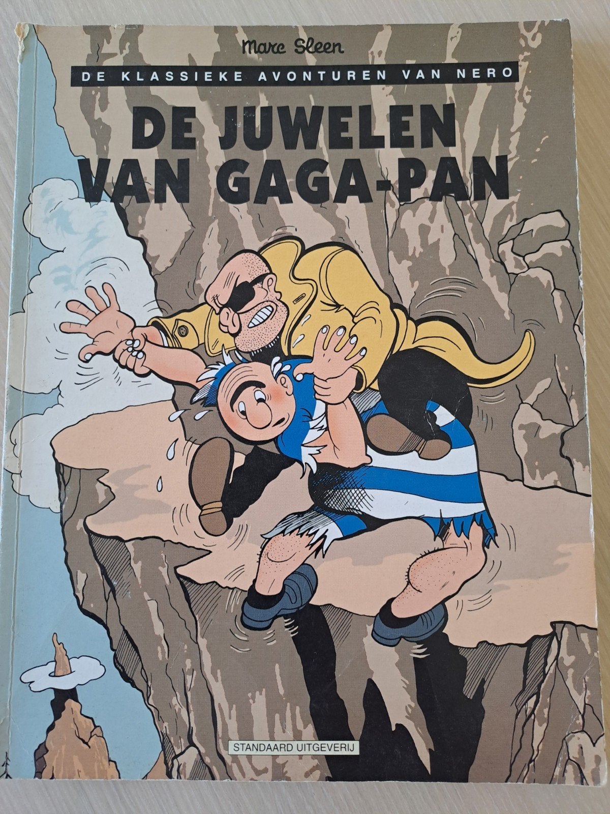 strip, Boeken, Ophalen