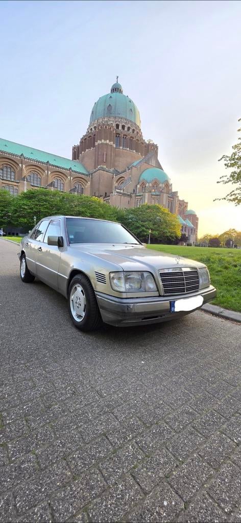 Mercedes w124 E300 diesel oldtimer, Auto's, Particulier, Diesel, Te koop