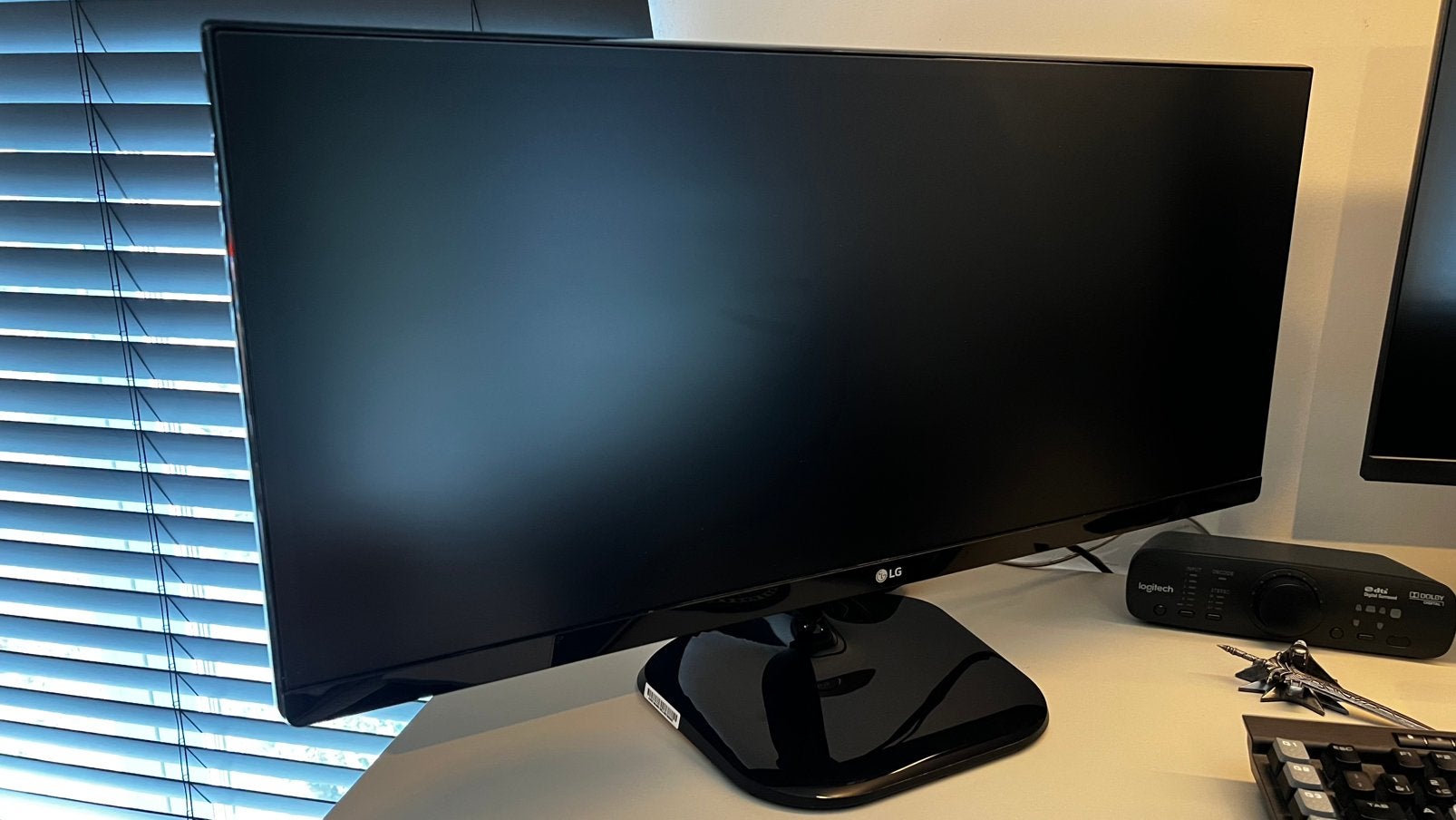LG 29UM58-P, 3 à 5 ms, HDMI, IPS, Full HD