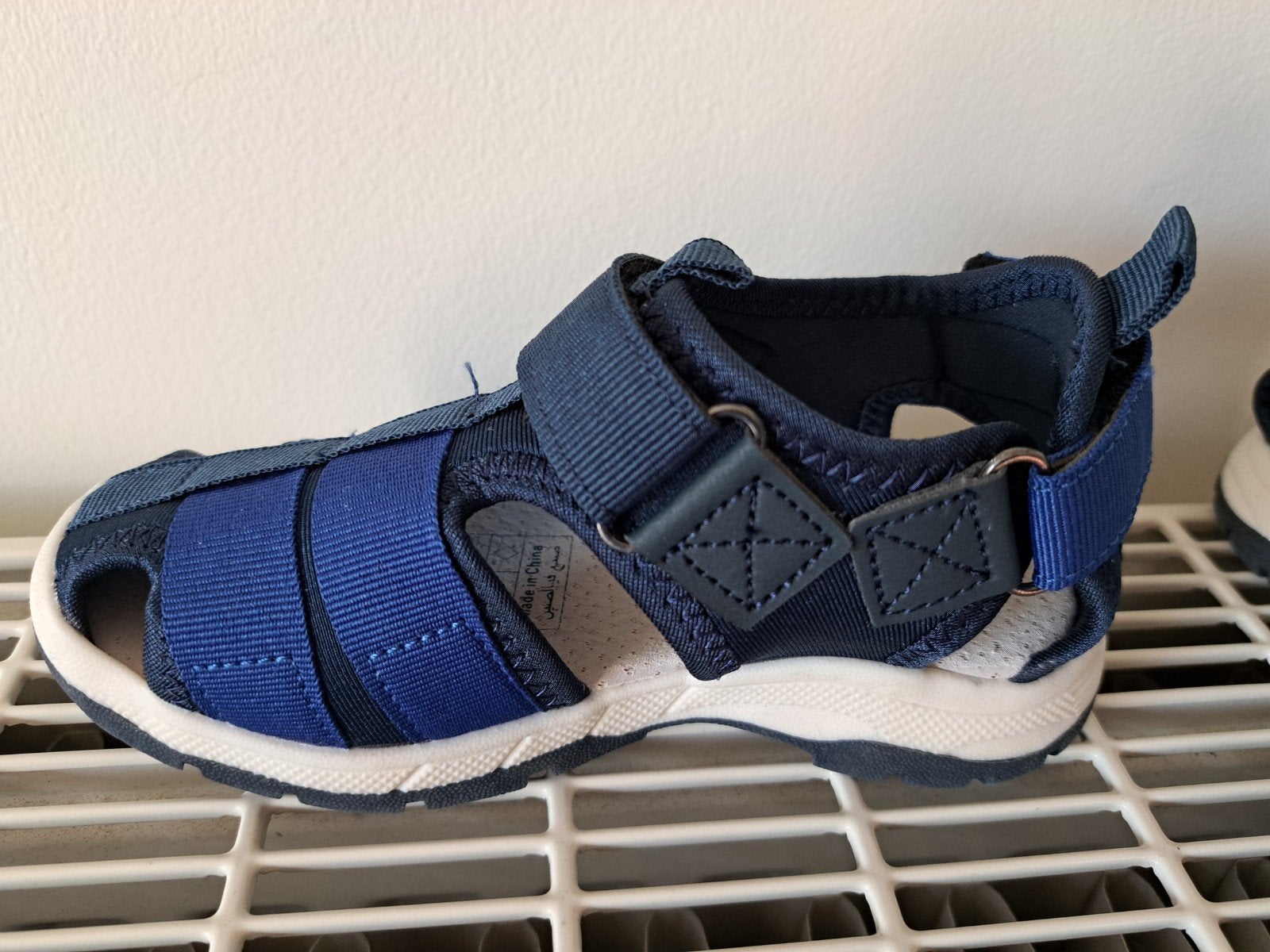 Sandalen- nieuw maat 27, Ophalen