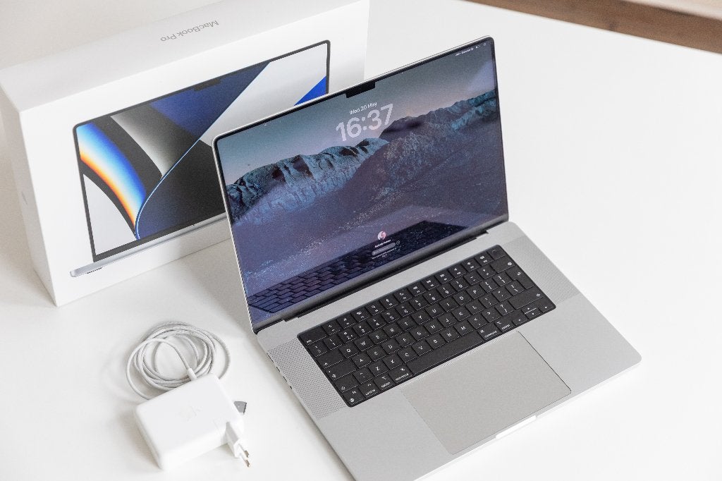 MacBook Pro Apple M1 Pro - 32 GB - 2021 - 16 inch, Computers en Software, 512 GB, Zo goed als nieuw, 16 inch, Ophalen