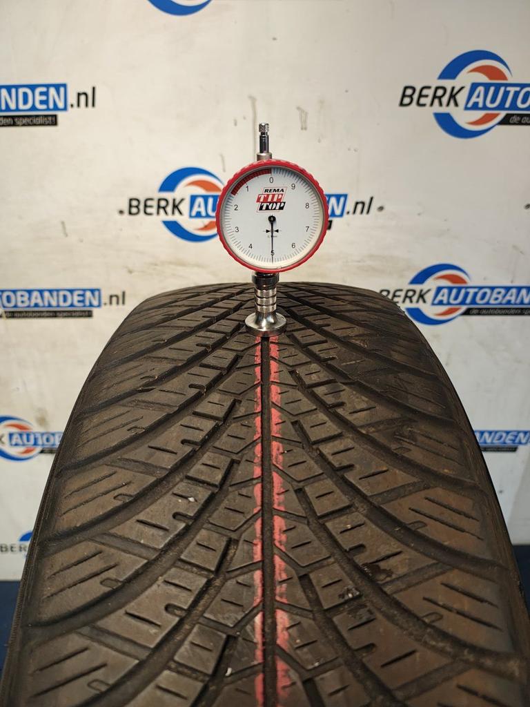 2x Yokohama BluEarth 4S 215/55 R18 99V 215/55/18 2155518 (pr, Autos : Pièces & Accessoires, Pneus & Jantes, 215 mm, 4 Saisons