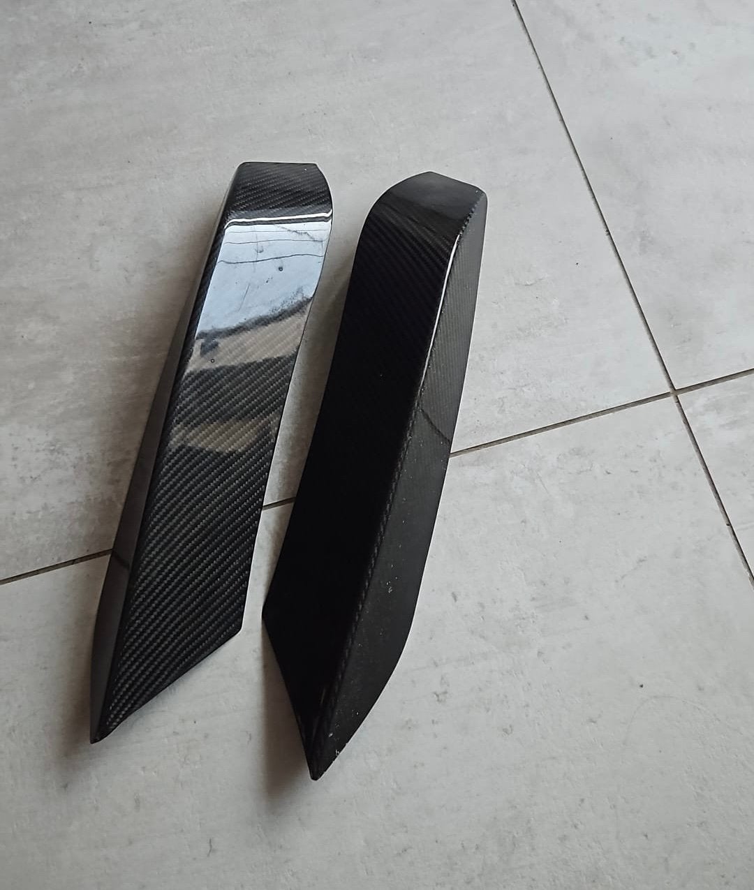 Carbon upper front canards, Enlèvement ou Envoi