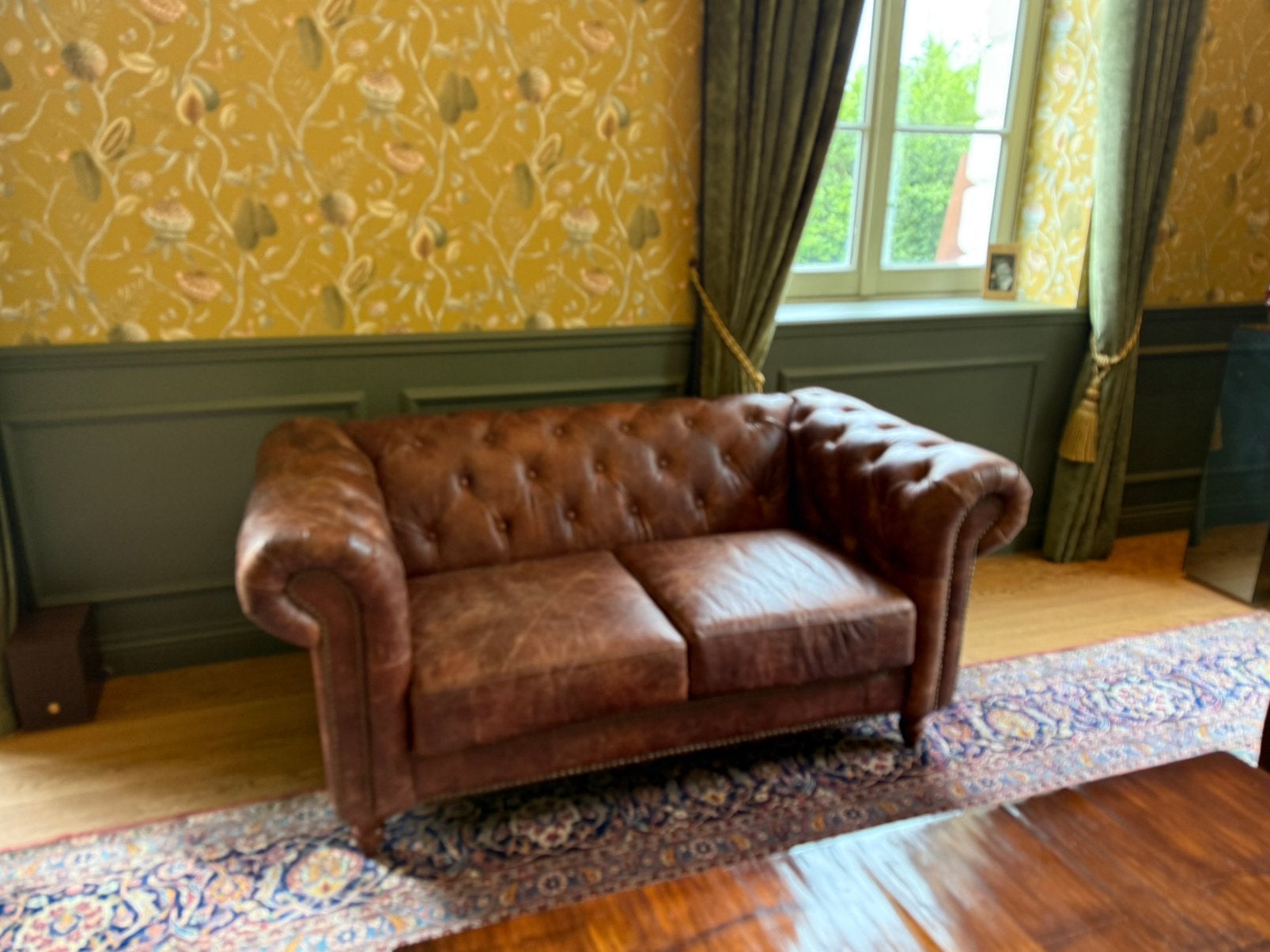 Zetel Stanley Chesterfield 2-zit, Huis en Inrichting, Ophalen, Zo goed als nieuw